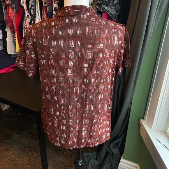 Women's Peter Nygard Blouse, Size 6, Red - Picture 4 of 7